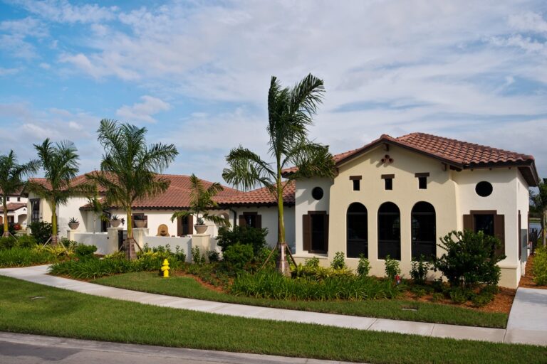 Livingston Lakes Clubhouse
